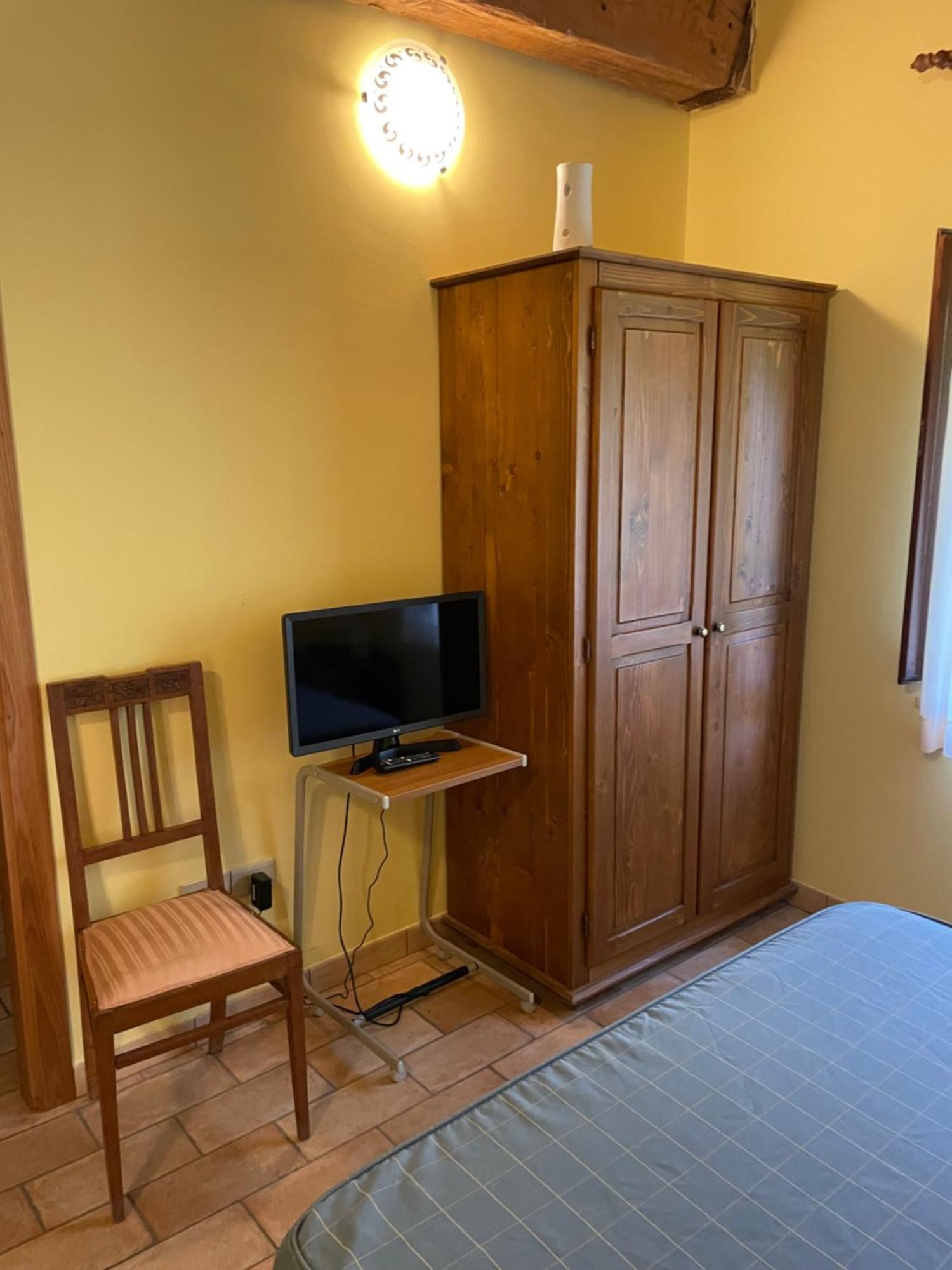Taverna Dei Guelfi Senigallia Exteriér fotografie