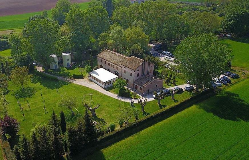 Taverna Dei Guelfi Senigallia Exteriér fotografie