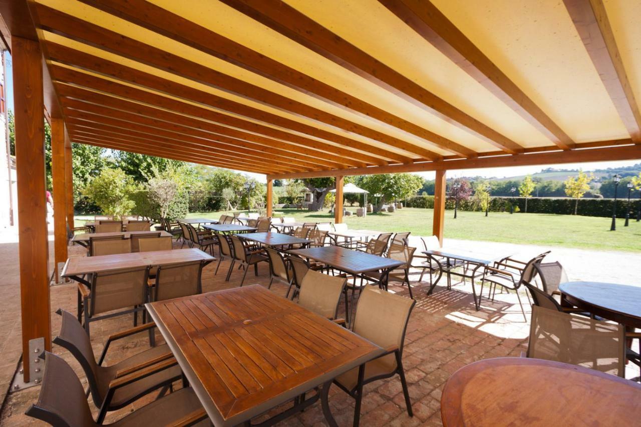 Taverna Dei Guelfi Senigallia Exteriér fotografie